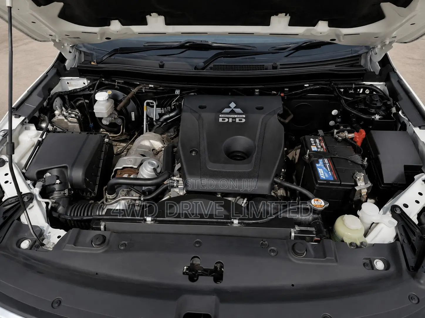 Mitsubishi Pajero Sport GLX 2021 Silver