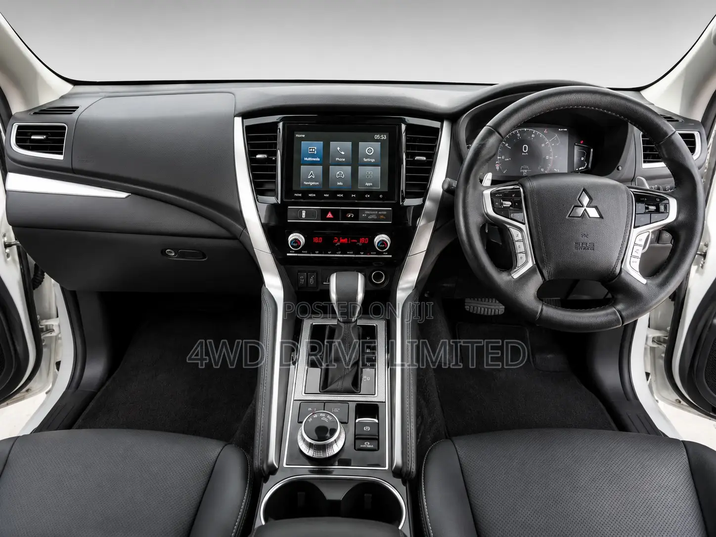 Mitsubishi Pajero Sport GLX 2021 Silver