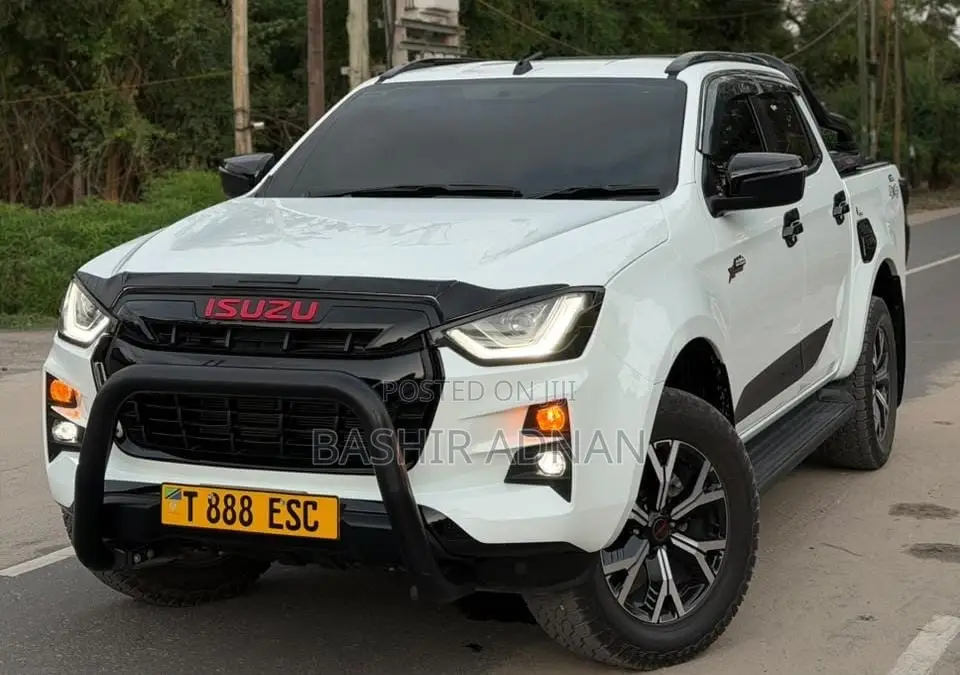 Isuzu D-MAX 2026 White