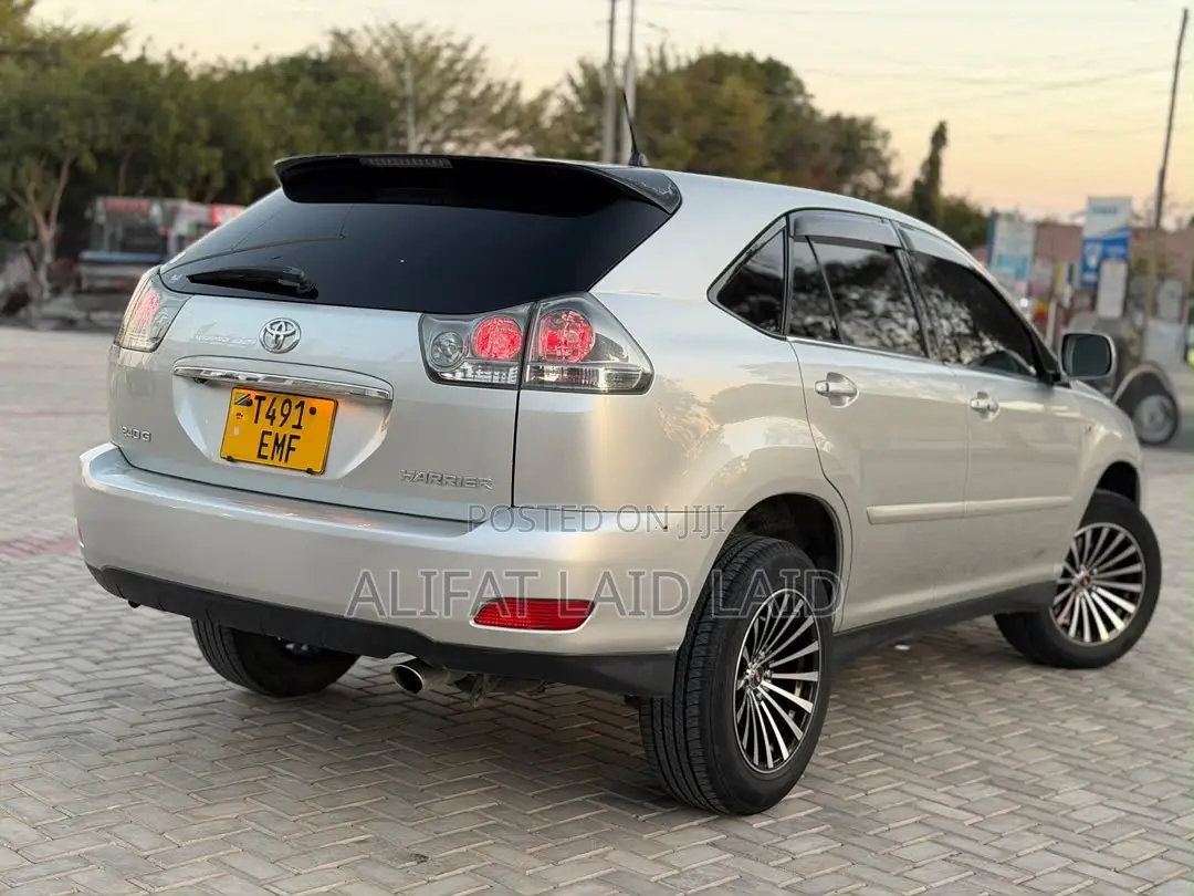 Toyota Harrier 2.4 2006 Silver