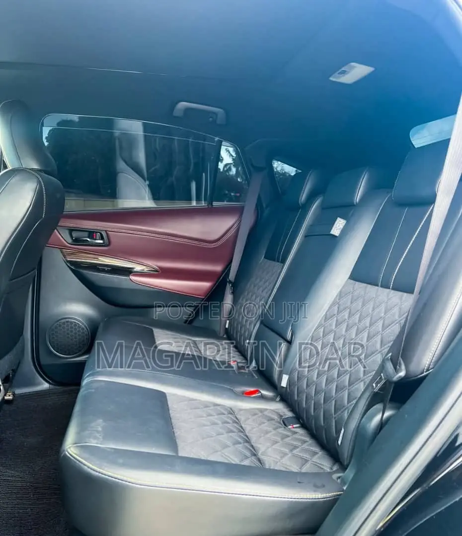 Toyota Harrier 2016 Black