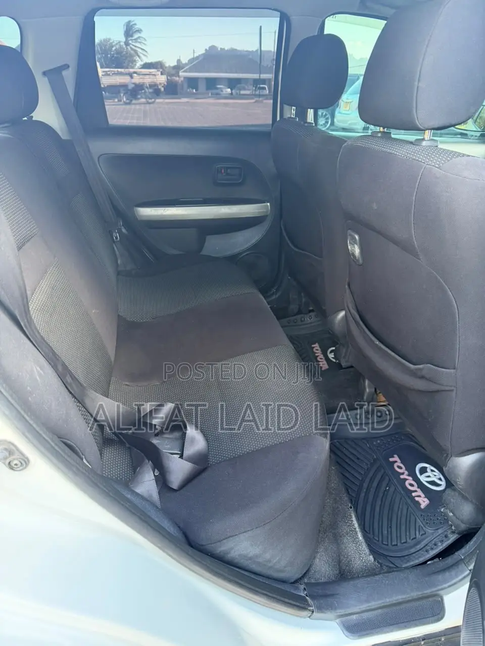 Toyota IST 2004 White