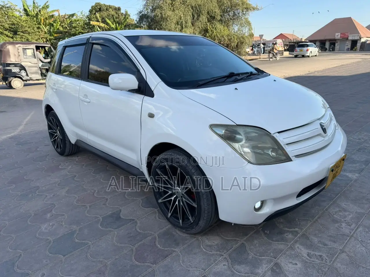 Toyota IST 2004 White