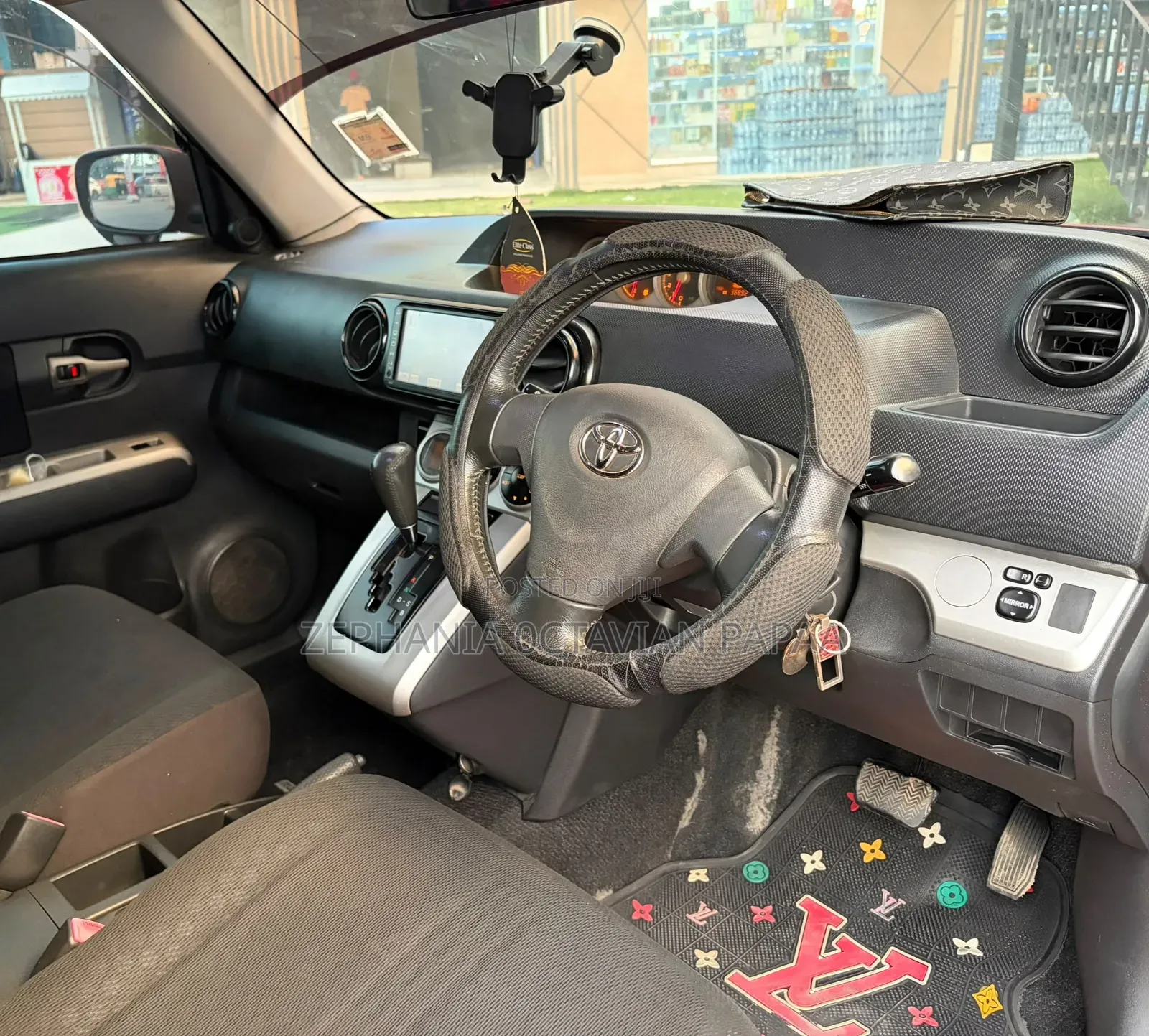 Toyota Corolla Rumion 2009 Maroon