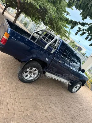 Toyota Hilux 1999 Blue