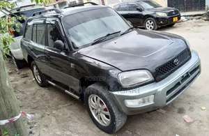 Toyota RAV4 2004 Black