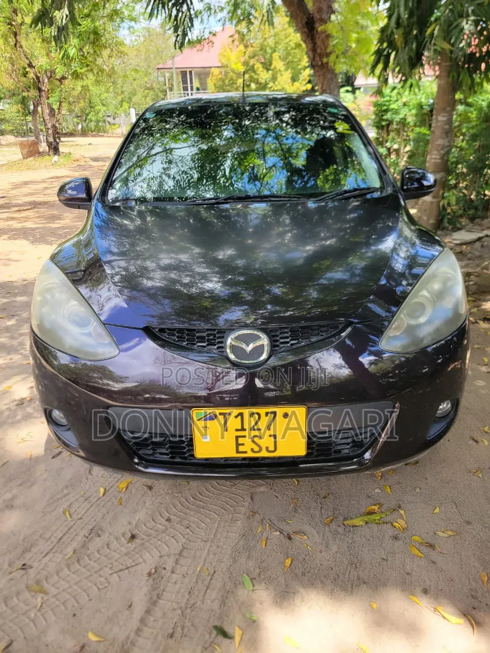 Mazda Demio 2011 Maroon