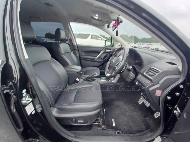 Subaru Forester 2015 Black