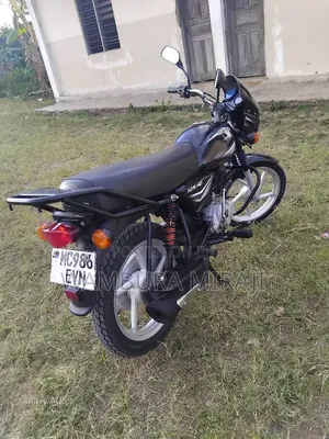 New Bajaj Boxer 125 2025 Black