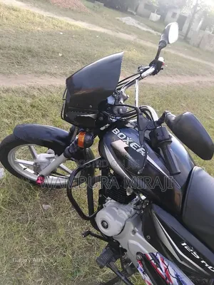 New Bajaj Boxer 125 2025 Black