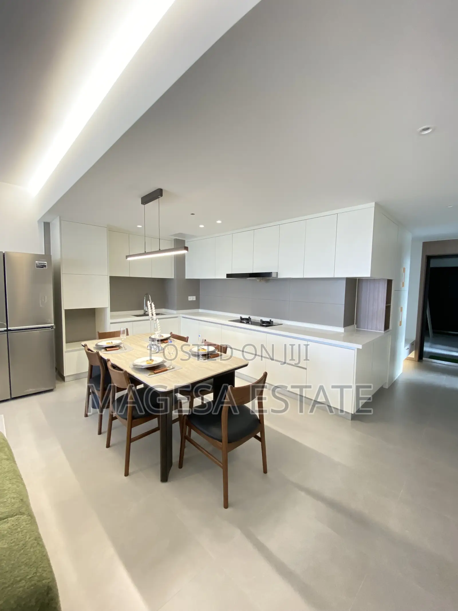 Furnished 3bdrm Apartment in Morocco Square, Kinondoni for sale