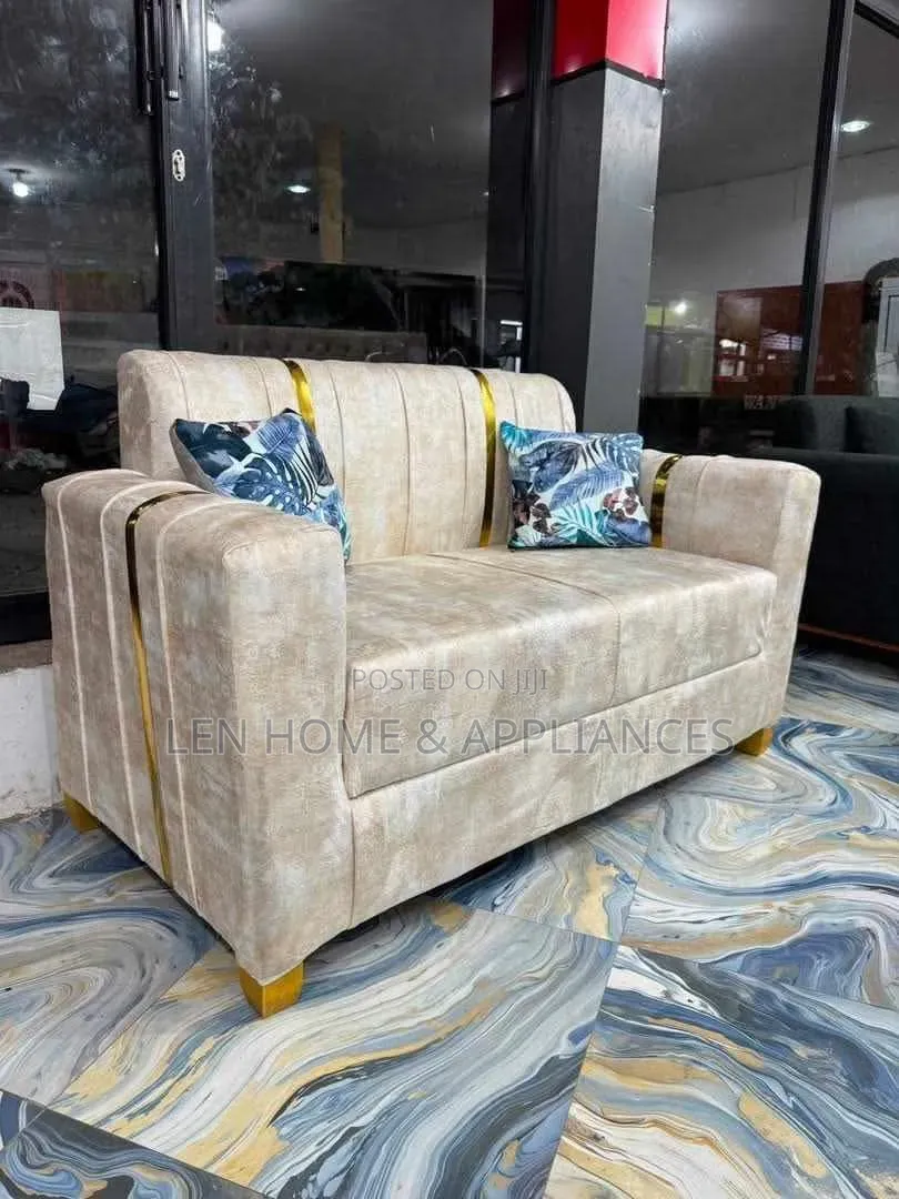 Sofa Ya Watu Wawili