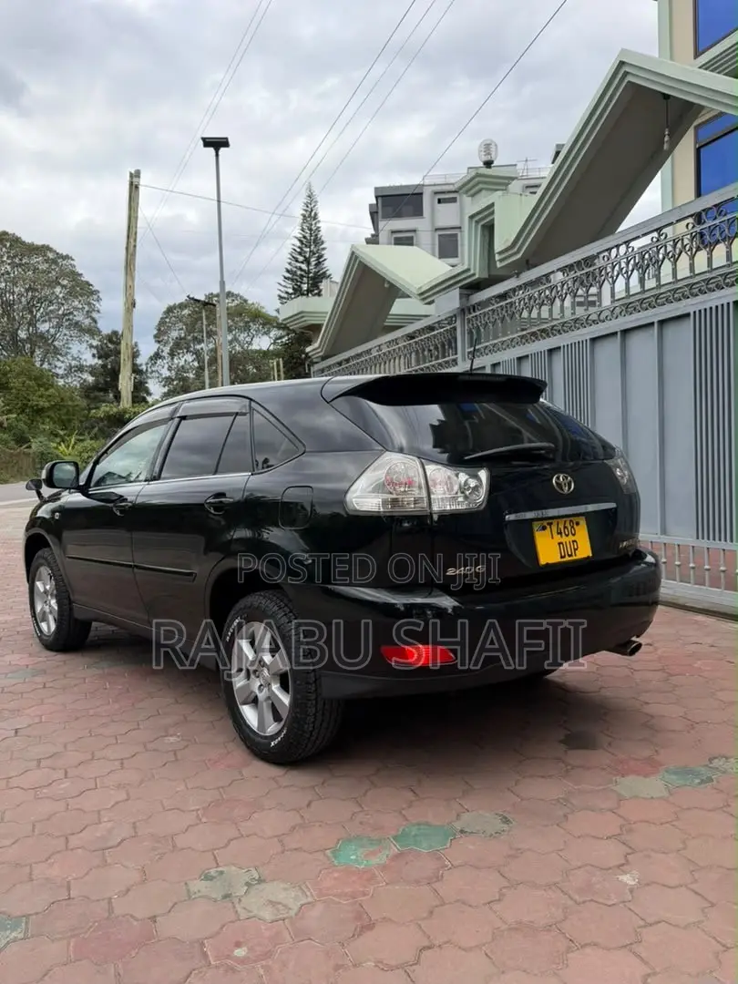 Toyota Harrier 2.4 2005 Black