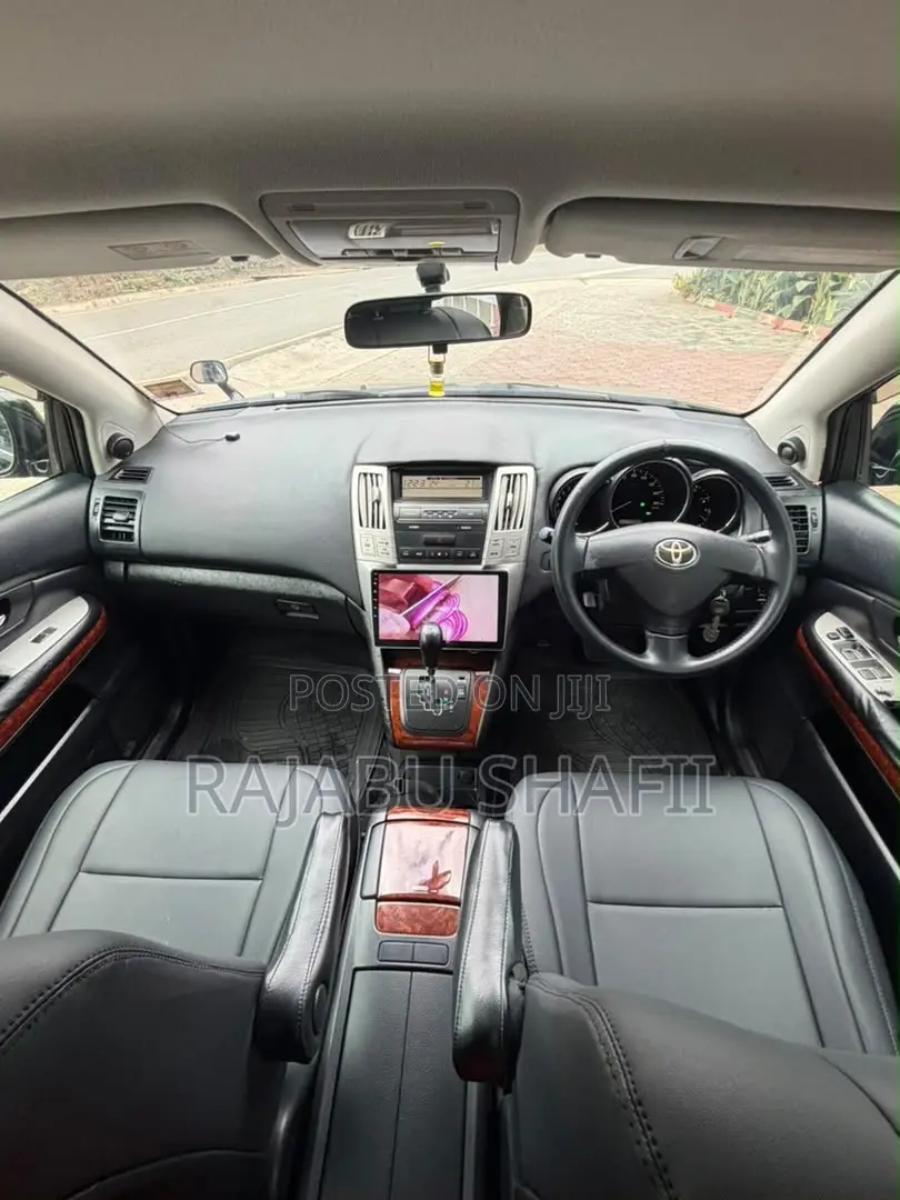 Toyota Harrier 2.4 2005 Black