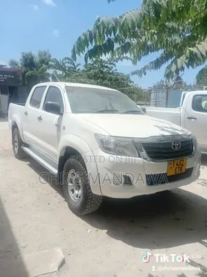 Toyota Hilux 2007 White