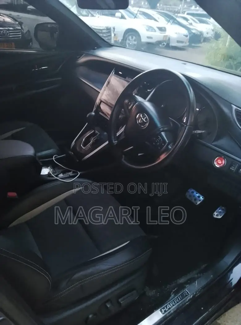 Toyota Harrier 2.0 2015 Purple