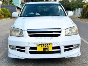 Toyota Kluger 2006 Pearl