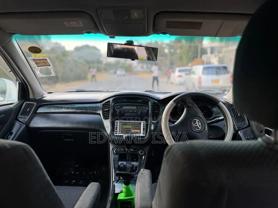 Toyota Kluger 2006 Pearl