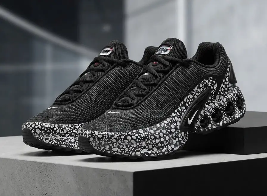 Nike Air Max Dn Sneakers