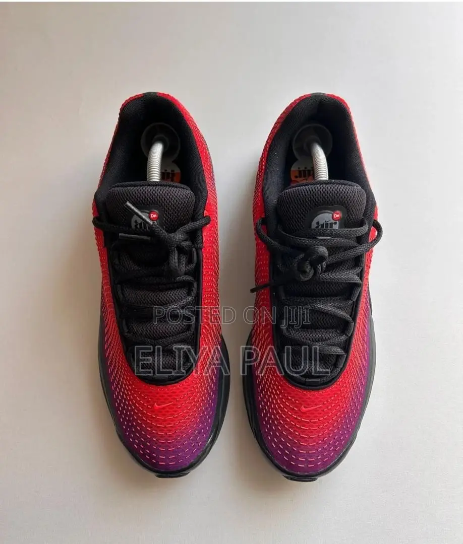 Nike Air Max Dn Sneakers