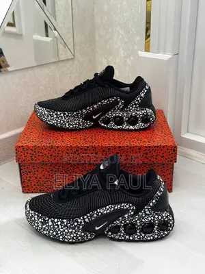 Nike Air Max Dn Sneakers
