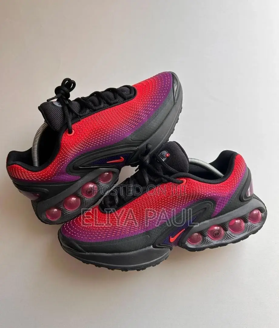 Nike Air Max Dn Sneakers