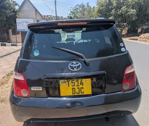 Toyota IST 2004 Black