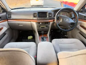 Toyota Mark II 2004 Black