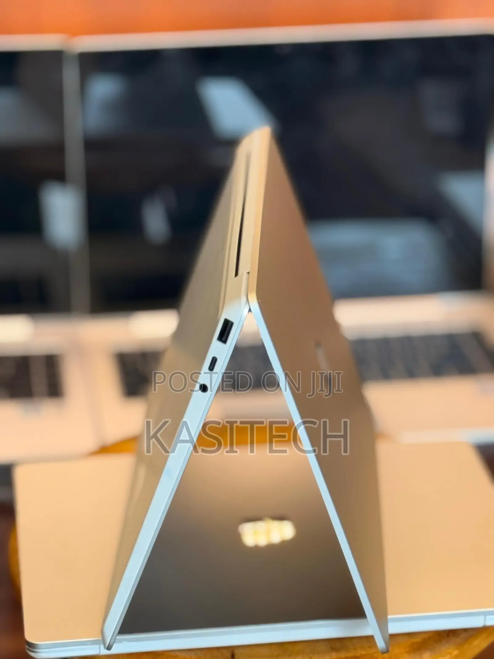 New Laptop Microsoft Surface Go 8GB Intel Core i5 SSD 256GB