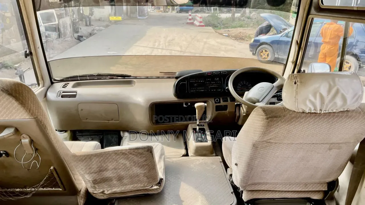 Toyota Coaster 1995 Grey