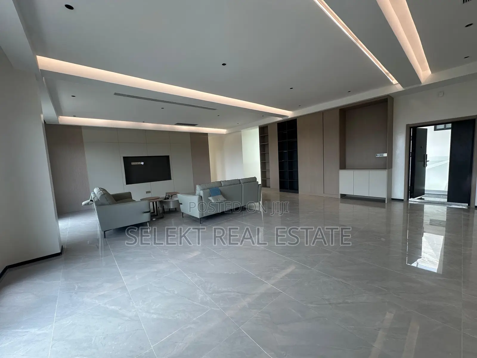 Furnished 4bdrm Penthouse in Peninsula, Masaki for rent