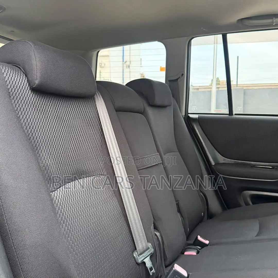 Toyota Kluger 2005 Blue