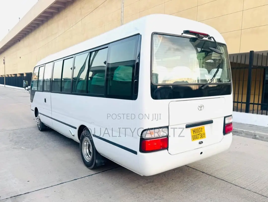 Toyota Coaster 2005 White