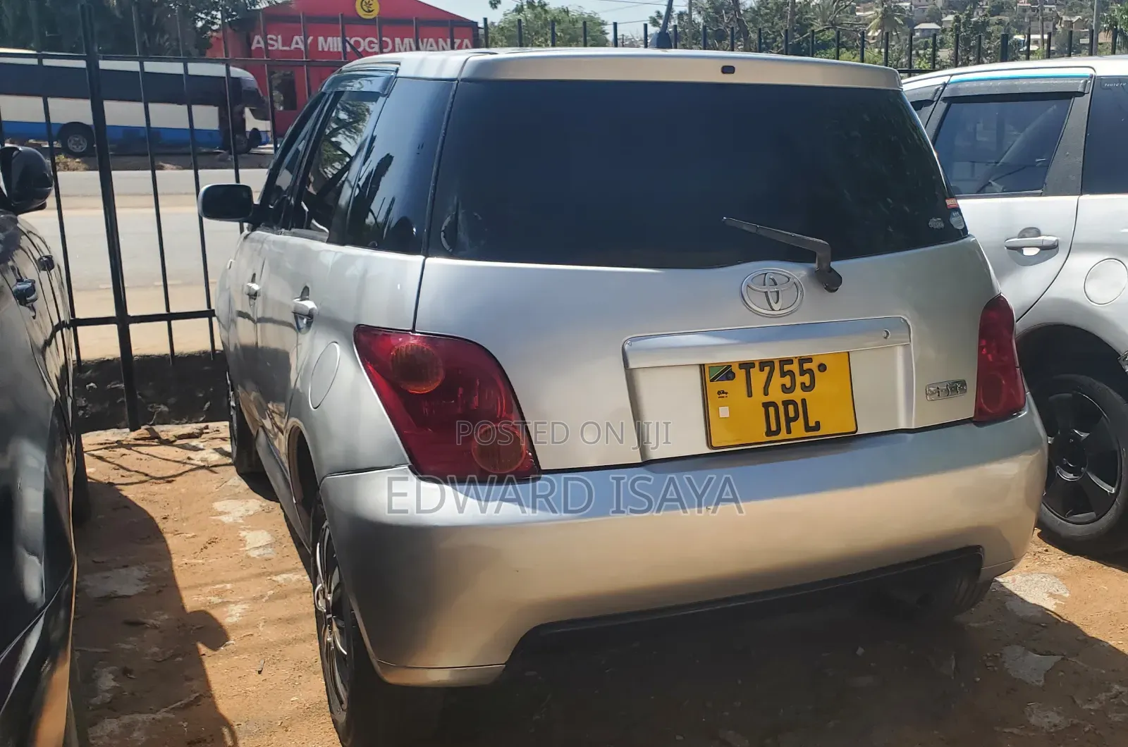 Toyota IST 2005 Silver