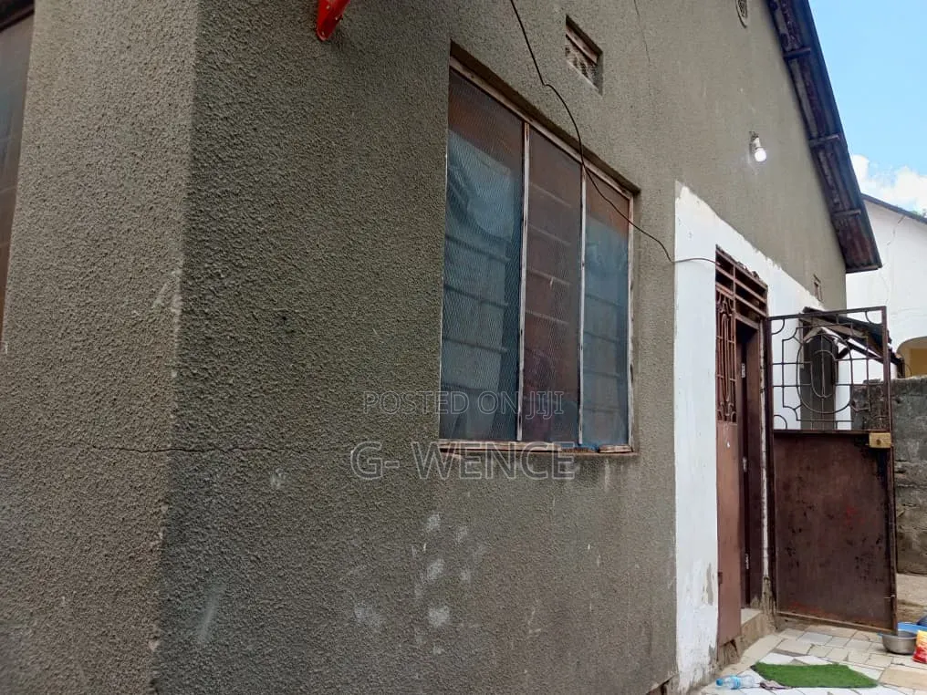 6bdrm House in Florida, Kitunda for sale