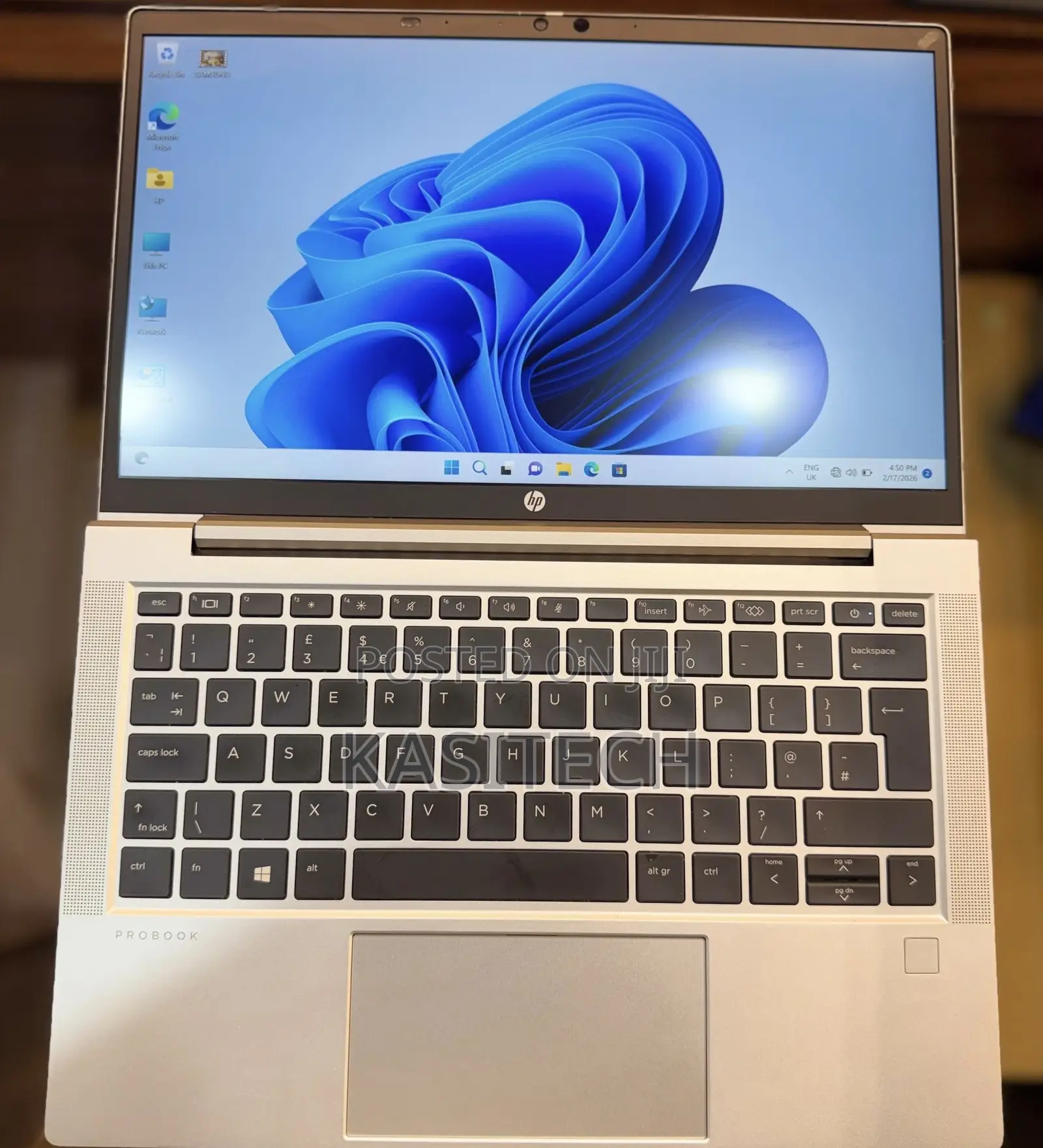 New Laptop HP 8GB AMD Ryzen 5 SSD 256GB