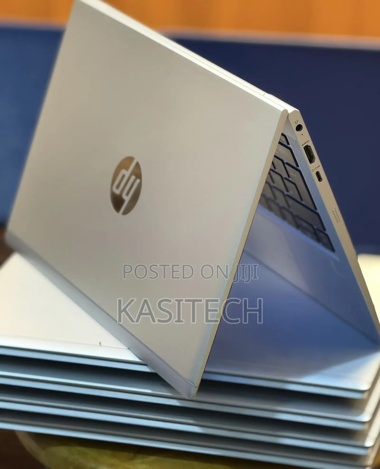 New Laptop HP 8GB AMD Ryzen 5 SSD 256GB