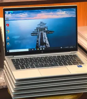 New Laptop HP EliteBook 830 G8 8GB Intel Core i5 SSD 256GB