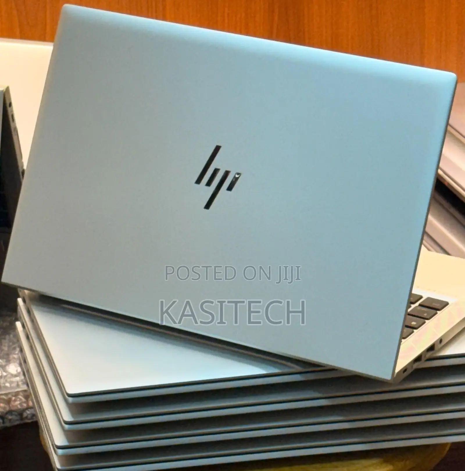 New Laptop HP EliteBook 830 G8 8GB Intel Core i5 SSD 256GB