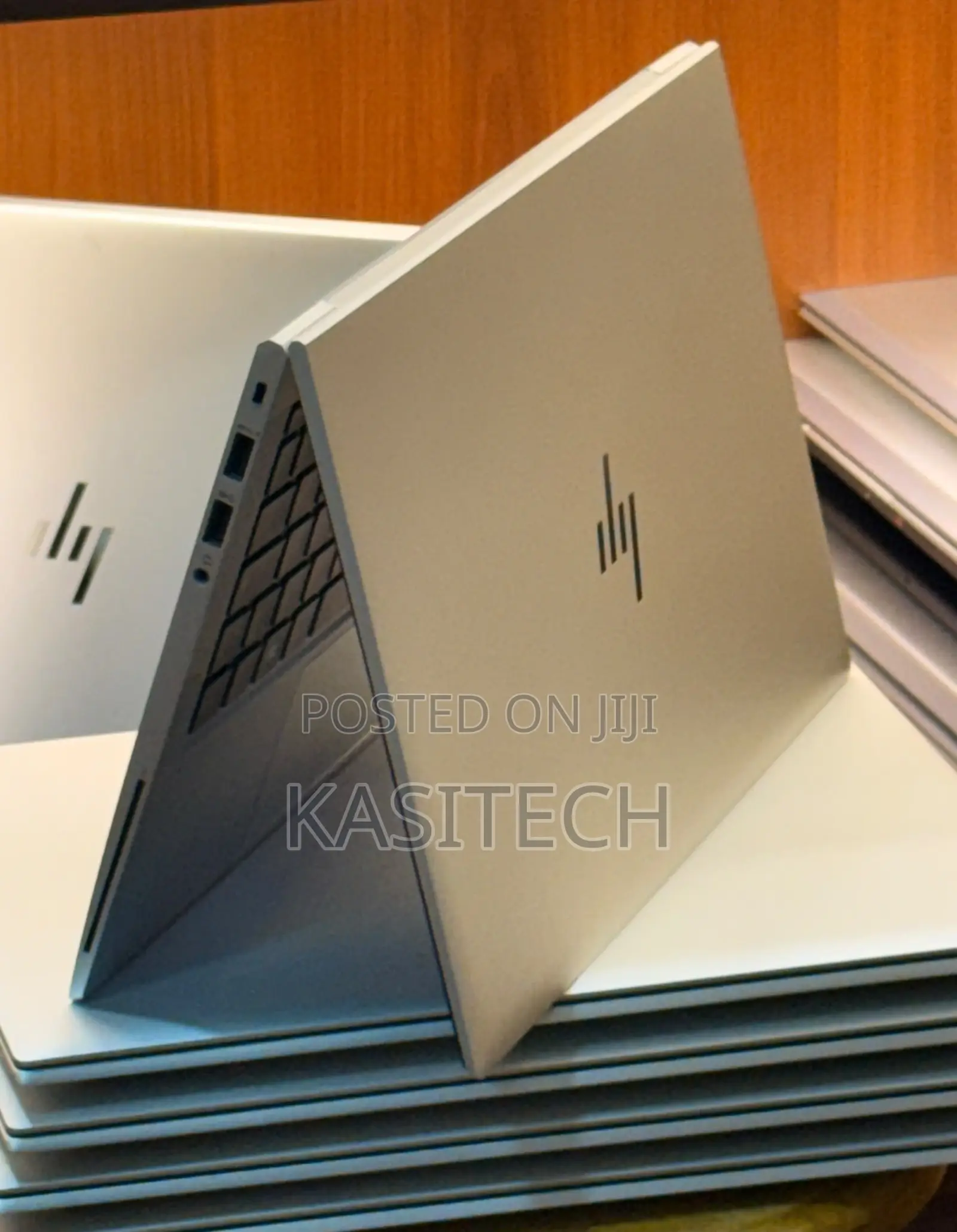 New Laptop HP EliteBook 830 G8 8GB Intel Core i5 SSD 256GB