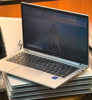 New Laptop HP EliteBook 830 G8 8GB Intel Core i5 SSD 256GB