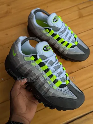 NIke Airmax 97 Men's Leather Shoes 5 Colours Looking Best