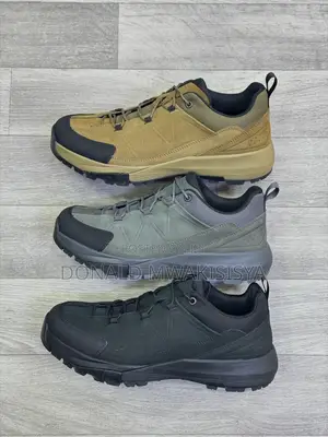 Urxx - Premium Outdoor / Hiking Shoes (2 Models Mpya!)