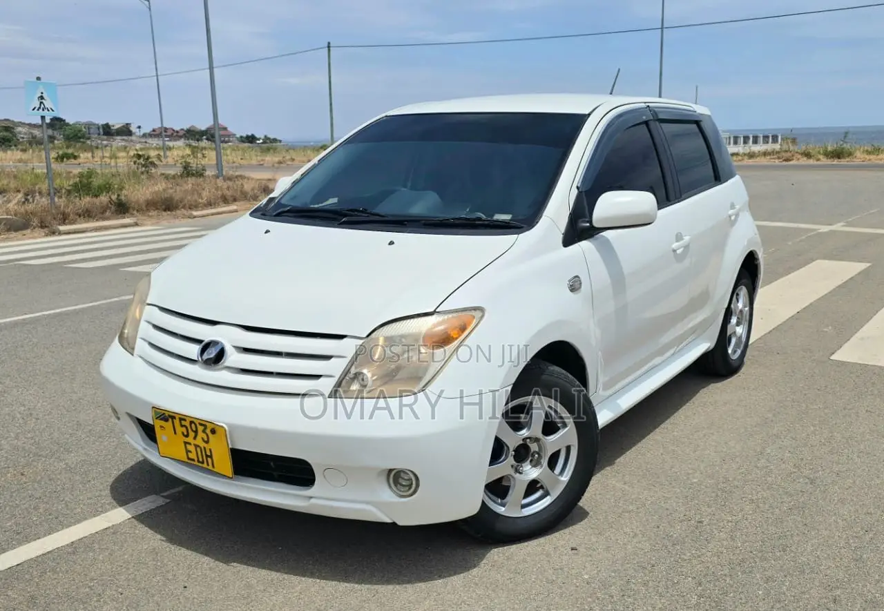Toyota IST 2006 Pearl