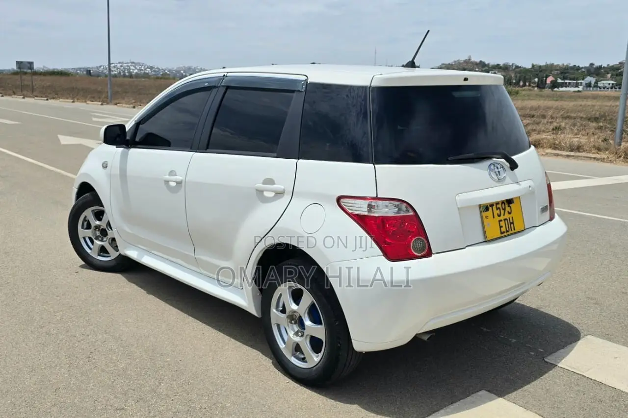 Toyota IST 2006 Pearl