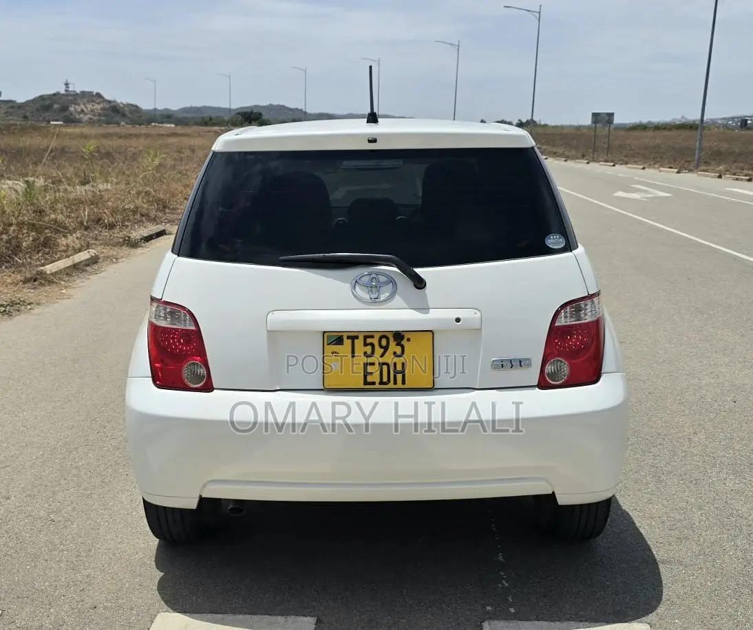 Toyota IST 2006 Pearl