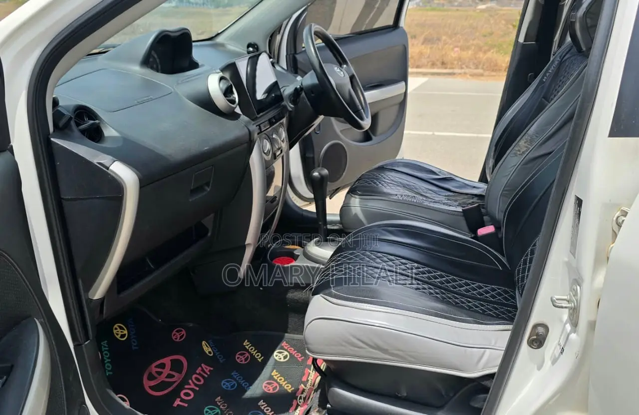 Toyota IST 2006 Pearl