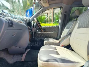 Toyota Noah 2002 White