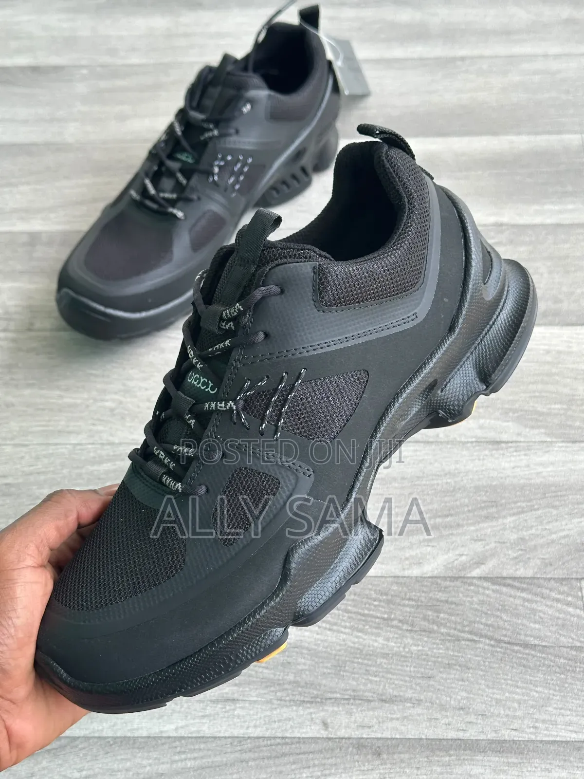 Men's Shoes Waterproof New Design 2026