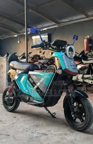 New Boss Hoss Coupe Trike 2022 Blue